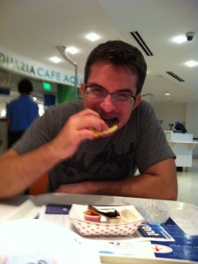 Herp packing in an eclair.